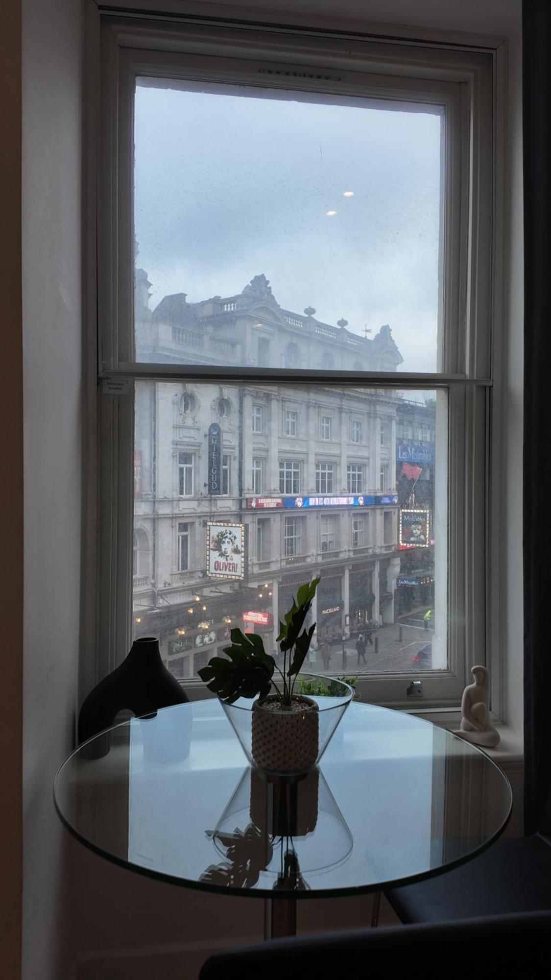 Stunning Piccadilly 1 Bedroom Flat In London Vr9 מראה חיצוני תמונה